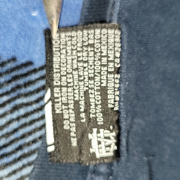 Y2k. Famous Stars and Straps. Tee-shirt size Large. - Picture 3 of 16